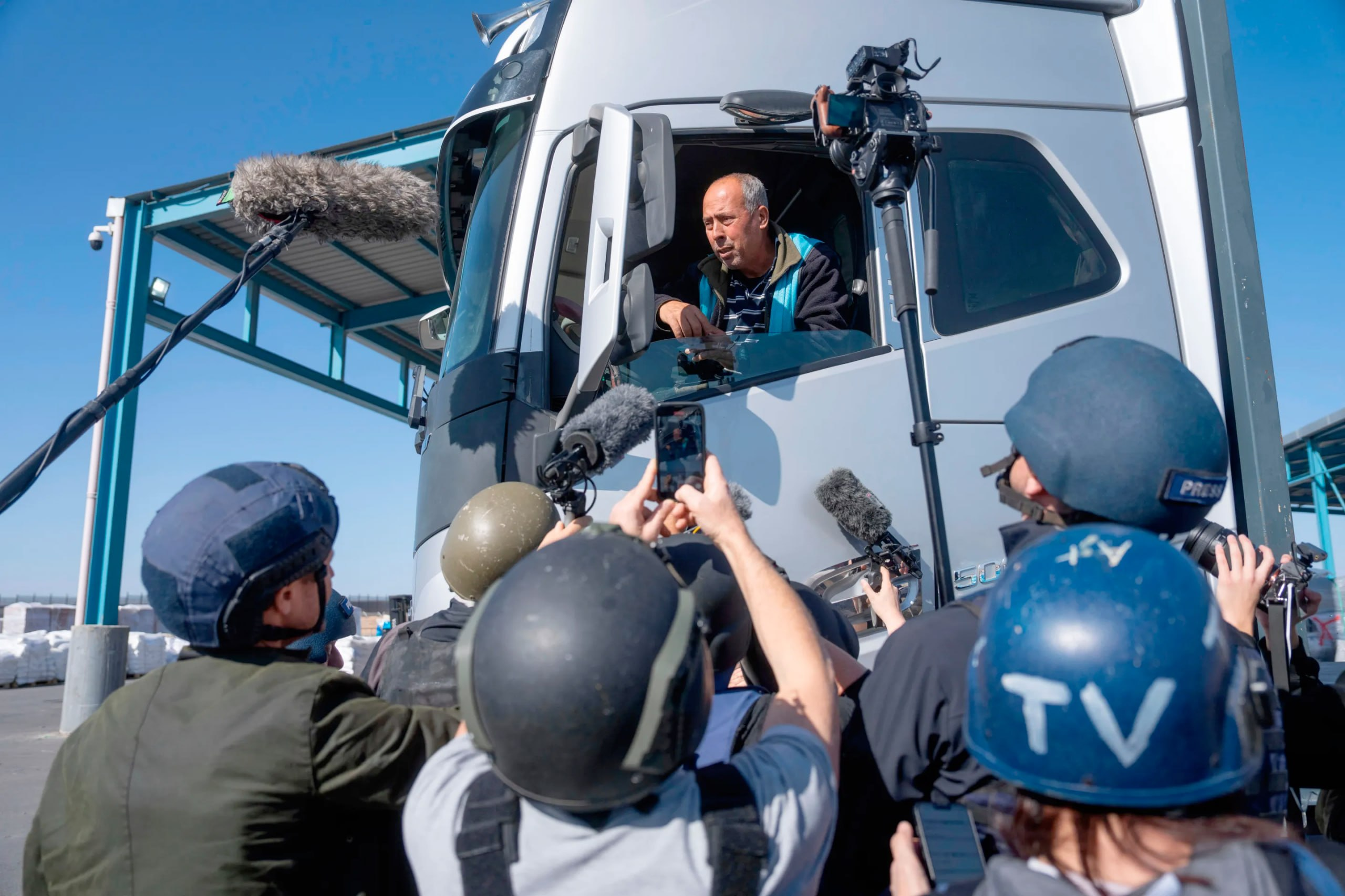 Journalists seek permission from Israel to enter the Gaza Strip